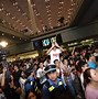 中超盛况再现，球迷热情高涨观赛狂欢